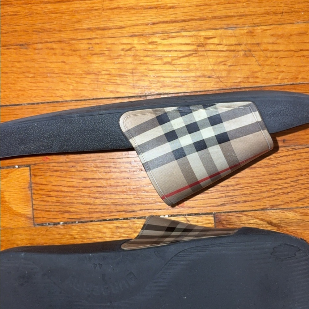 Burberry Black and Tan Plaid Slides - Picture 2 of 6